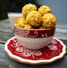 Pignoli Cookies Panellets From Spain Recipe Recipes Pine Nuts Spain Food