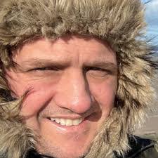 Martin Cummings's Instagram, Twitter & Facebook