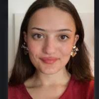 Leila Young's Instagram, Twitter & Facebook