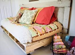 No matter your style, you can design the best custom daybed cushions here at custom cushions. 16 Pallet Daybed Hot And New Trend