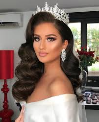 Most Current Pic Arabic Bridal Makeup Suggestions Bridal Makeup Seems Intriguing Each Gal Offers A Dre Pageant Hair Bridal Makeup For Brunettes Brunette Makeup