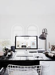 Filling the space between lounge and kitchen, it often acts as the design intermediary, not lead. 18 Creative Home Office Decorating Ideas I Decor Aid
