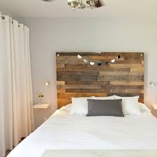 Réutilisez une palette pour créer une tête de lit. Fabriquer Une Tete De Lit Originale Et Jolie