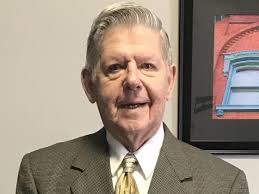 Thomas Goes From State Champion at Schaumburg to Division I Head Coach