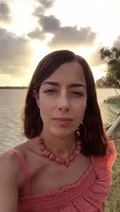 @CasaFloresTV's video Tweet