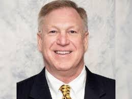 Ben Schlueter's Instagram, Twitter & Facebook