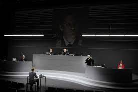 Ferdinand von schirach hat sein erstes theaterstück geschrieben: Terror Ferdinand Von Schirach Inhalt