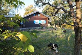 In Werder Havel Deutschland Very Cosy Chalet From The 1920th With A Big Garden Up On The Hill Urgemutliches Holzhaus Mit 80qm Te Holzhaus Haus Ferienhaus
