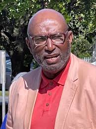 Hearing set for charges against Smith, Bennett