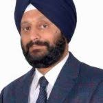 How destructive can 'yes-ministers' be at the workplace?