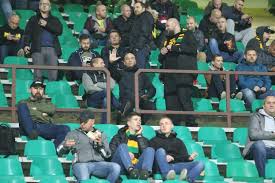 The name means the guard in polish and also the name of the river warta on which poznań is located. Gks Katowice Warta Poznan Kibice Artykuly Dziennik Zachodni