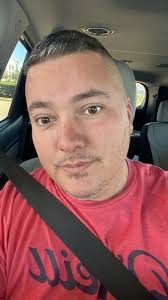 Am Anthony Manuel from USA North Carolina my age 65 I love single mom 🌹🌹