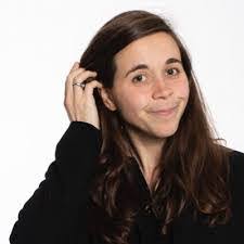 Amy Alper's Instagram, Twitter & Facebook