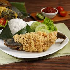 Siap-siap LELE CRISPY TEBET akan buka kembali secara On-Line. untuk area  Jakarta (only) Pemesanan melalui grab food atau go food. #lelecrispy  #kuliner #kulinertebet #kulinerjakarta #anakjajan #makan #makanenak  #makanyuk #pedes #lelekremes #pecellele ...
