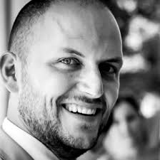 About Matteo Comisso