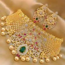 22 Carat Traditional Gold Necklace and ...