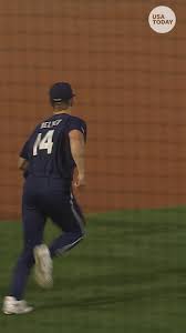 College baseball player marks mom’s passing with heroic homer