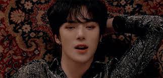All i write for is yandere and dark stories. ê´'ì° Yandere Monsta X Profiles