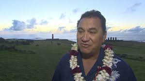 ¿a qué hora cierra rapa nui?, preguntó sobre una heladería a quien estaba a su lado en el estrado. Pedro Edmunds Emplaza A Ministro De Salud Y Exige Cierre Total Para Rapa Nui Diario Y Radio U Chile