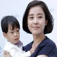 Since she acted for the korean drama dae jang geum as one of the main characters. Park Eun Hye Birthday Real Name Age Weight Height Family Dress Size Contact Details Spouse Husband Children Bio More Notednames