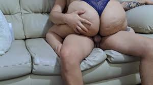 My unfaithful neighbor comes to spoil me with her buttocks.