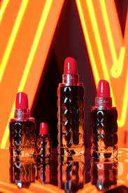 Yes i am був випущений в 2018. Disrupting Fragrance Design L Oreal Unveils Cacharel Yes I Am Eau De Parfum The Moodie Davitt Report The Moodie Davitt Report