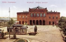 Na stronie dworzec.eu znajdziesz bilety na autobusy do poznan. Stary Budynek Dworca Glownego Poznanska Wiki Fandom