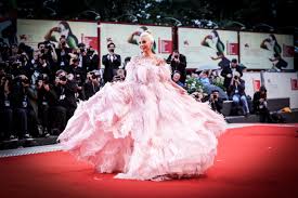Lady gaga on getting married: Lady Gaga Wore A Pink Feathered Valentino Gown For The Premiere Of A Star Is Born Teen Vogue