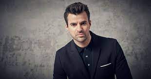 Channel 4 f1, commonly abbreviated to c4f1, is a british television programme dedicated to the coverage of formula one motor racing and has been aired by the british broadcaster channel. In Defence Of Steve Jones As Channel 4 S F1 Presenter Umar Hassan