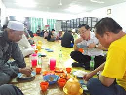 You look so handsome yesterday. Lim Guan Eng On Twitter Menyantuni Umat Islam Pd Majlis Berbuka Puasa Di Masjid Nurul Falah Sg Leman Di Kws Parlimen Sungai Besar Adm