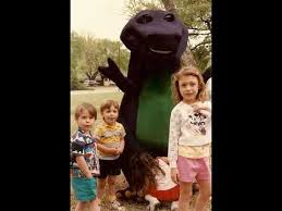 Taped at the majestic theatre, barney and the backyard gang along with a new friend baby bop sing classic songs and dance along. Barney And The Backyard Gang 1988 Theme Soundtrack Version Youtube
