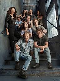 Debbie reunites with derek, who wants joint custody of franny. A Question About The American Version Of Shameless In The Episode Where Frank S Beer Lab Explodes In Sheila S Cellar Burns Down Her House She Takes Off In A Camper Never To