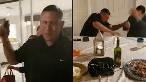 A little bit of cbgb on south beach, where miamians go to escape the velvet ropes and bottle service. Kendall Man Shot As Friends Danced To Karaoke Video Shows Miami Herald