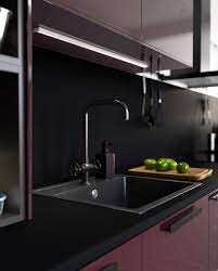 Minimalisme Et Personnalite Affirmee Cuisine Minimaliste Cuisine Moderne Cuisine A Haute Brillance