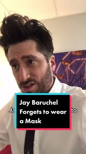 Jay Baruchel Forgets to Wear a Mask