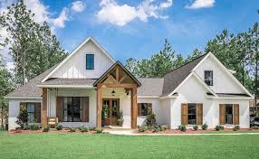 Typical design elements include curved arches, soft lines and stonework. Modern French Country House Plan With 4 Bedrooms Designing Idea