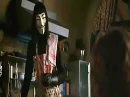 strofa 1 sta fra la mafia e il vaticano l'italia in cui viviamo zero colpo di stato zero colpi di mano brucia il santino co' graviano riina e bontade e i casalesi dentro il libro di saviano. V Per Vendetta Colazione Youtube