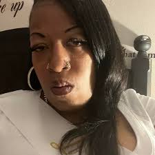 No woman can say they reached age 35 with no Grand Kids.. 😂