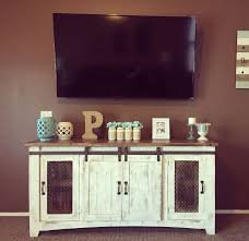 Tv room ideas layout is a very interesting thing for you to see and consider in applying it. Diy Entertainment Center Ideas And Designs For Your New Home Tags Floating Entertainment Center Indust Home Decor Tv Stand Decor Home Entertainment Centers