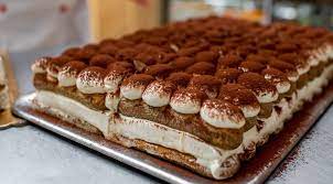 Mascarpone i̇talya da bir çeşit peynirdir. Kedidilli Tiramisu Tarifi Ve Yapilisi Yemek Bilgim
