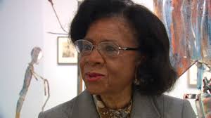 Trailblazing Black Bay Area TV journalist Belva Davis dies at 92 - ABC7 San  Francisco