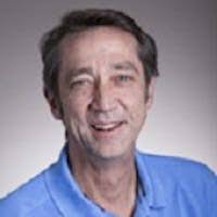 Elisabeth Sexton's Instagram, Twitter & Facebook