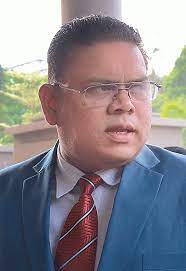 Menurut hantaran itu, lokman disiasat mengikut seksyen 233 akta komunikasi dan multimedia. High Court To Hear Committal Proceedings Against Lokman Adam On Dec 14