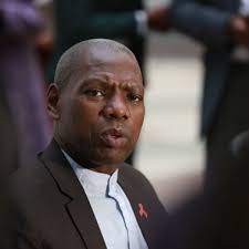 See more of zweli mkhize on facebook. Ramaphosa Joins Sa In Wishing Zweli Mkhize Wife A Speedy Recovery After Testing Positive For Covid 19