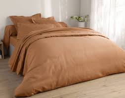 Solides, craquants, du vrai beau coton résistant et frais! Linge De Lit En Lin Lave Uni Laureat Becquet