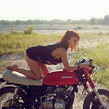 honda cb cafe racer ガールズバイカー バイク 女子 ハーレー