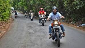News related to royal enfield thunderbird 350x 2018. 2018 Royal Enfield Thunderbird 350x Review If Kurt Cobain Had A Bike It Would Have Been This Auto Travel News The Indian Express