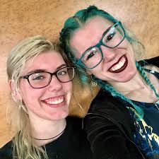 MEREDITH 🥳🥳🥳 Happy birthday to my one and only sister! Hope this year  gives you the world, love you ❤️