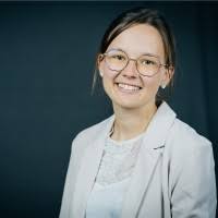 30+ "Julia Ecker" profiles