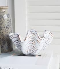 Giant clam shell table centerpieces table decorations napkin folding beach art clams serving dishes beach themes sea shells. Decorative Ceramic Shell Coffee Table Decor